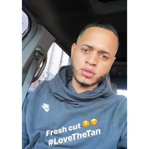 Meet your Posher, Gregory